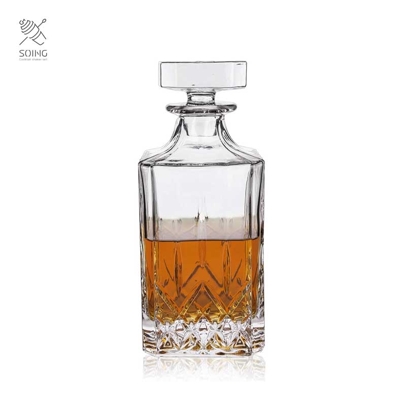 Decantador de Licor Reserve de 750ML con Vasos de Cristal - Diseño Cuadrado Clásico